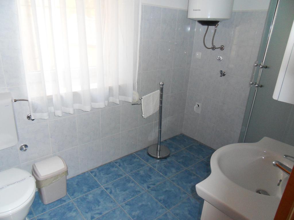 Apartments Petricevic 2 Selce Extérieur photo
