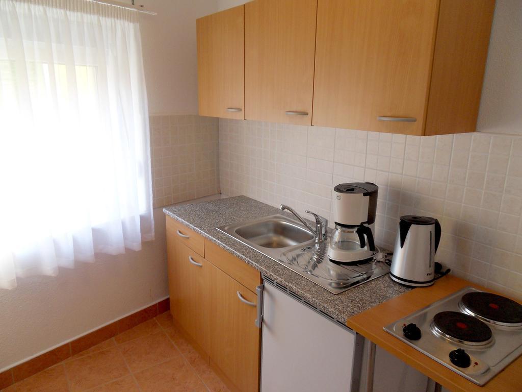 Apartments Petricevic 2 Selce Extérieur photo