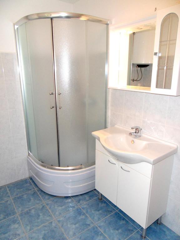 Apartments Petricevic 2 Selce Extérieur photo